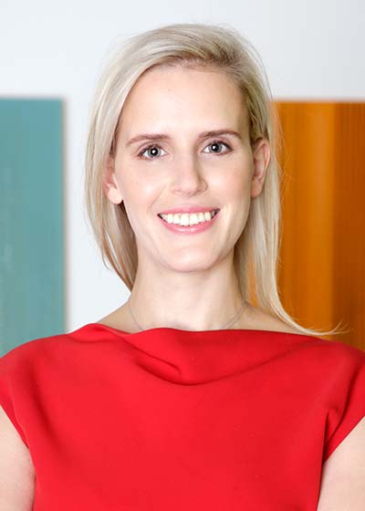 Evgenia Raikh / Director, Public Markets & Partner
